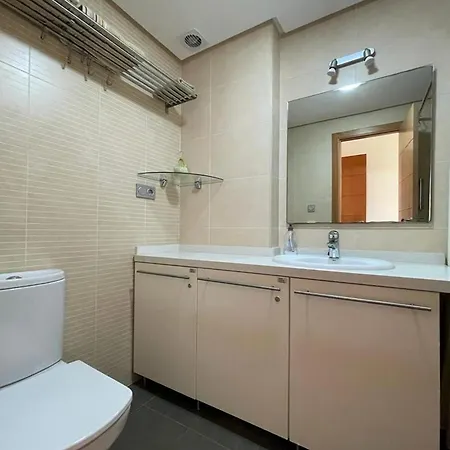 Apartment Appealing In Near Golf Course *